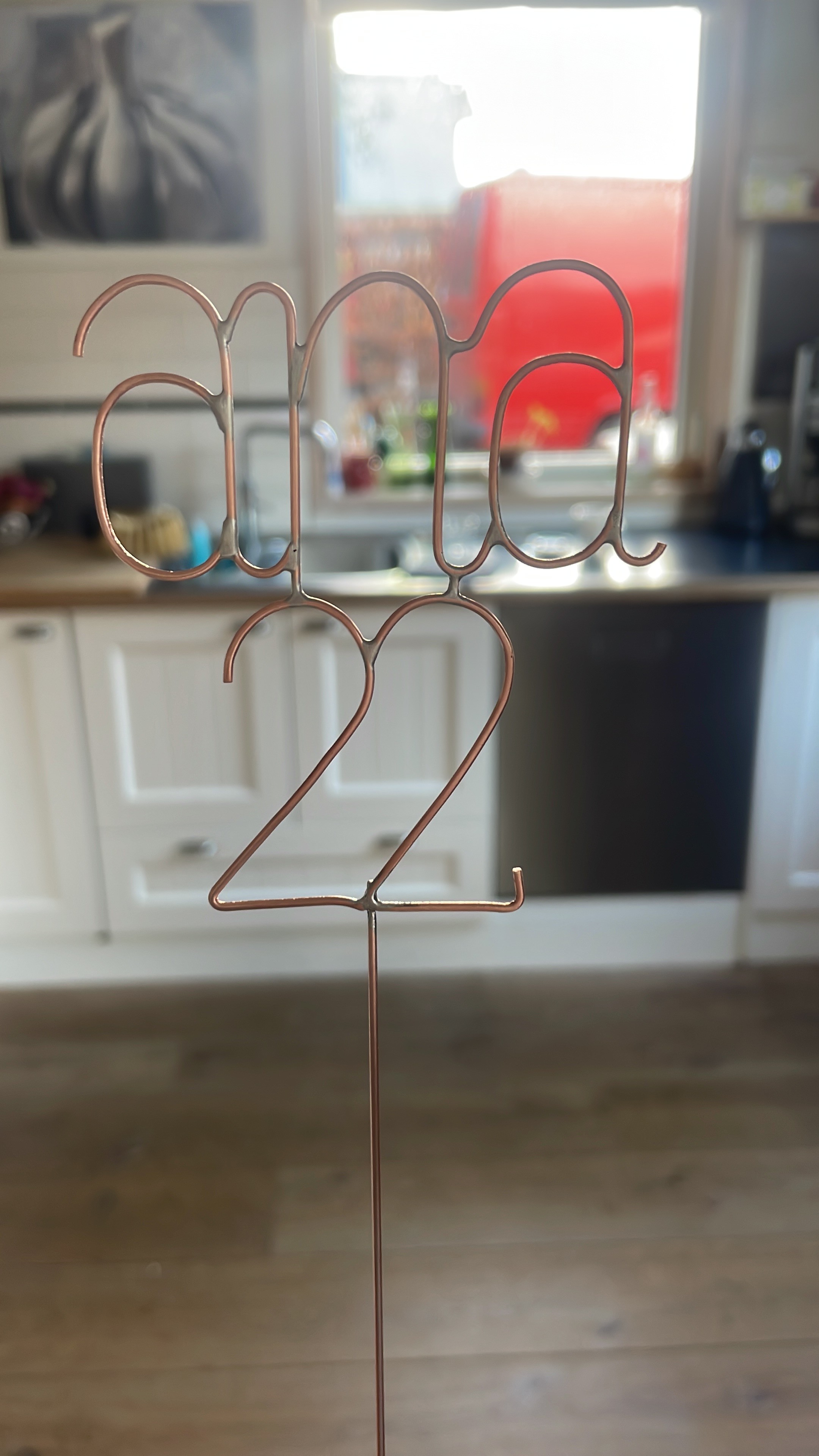 Now with a stick under it.